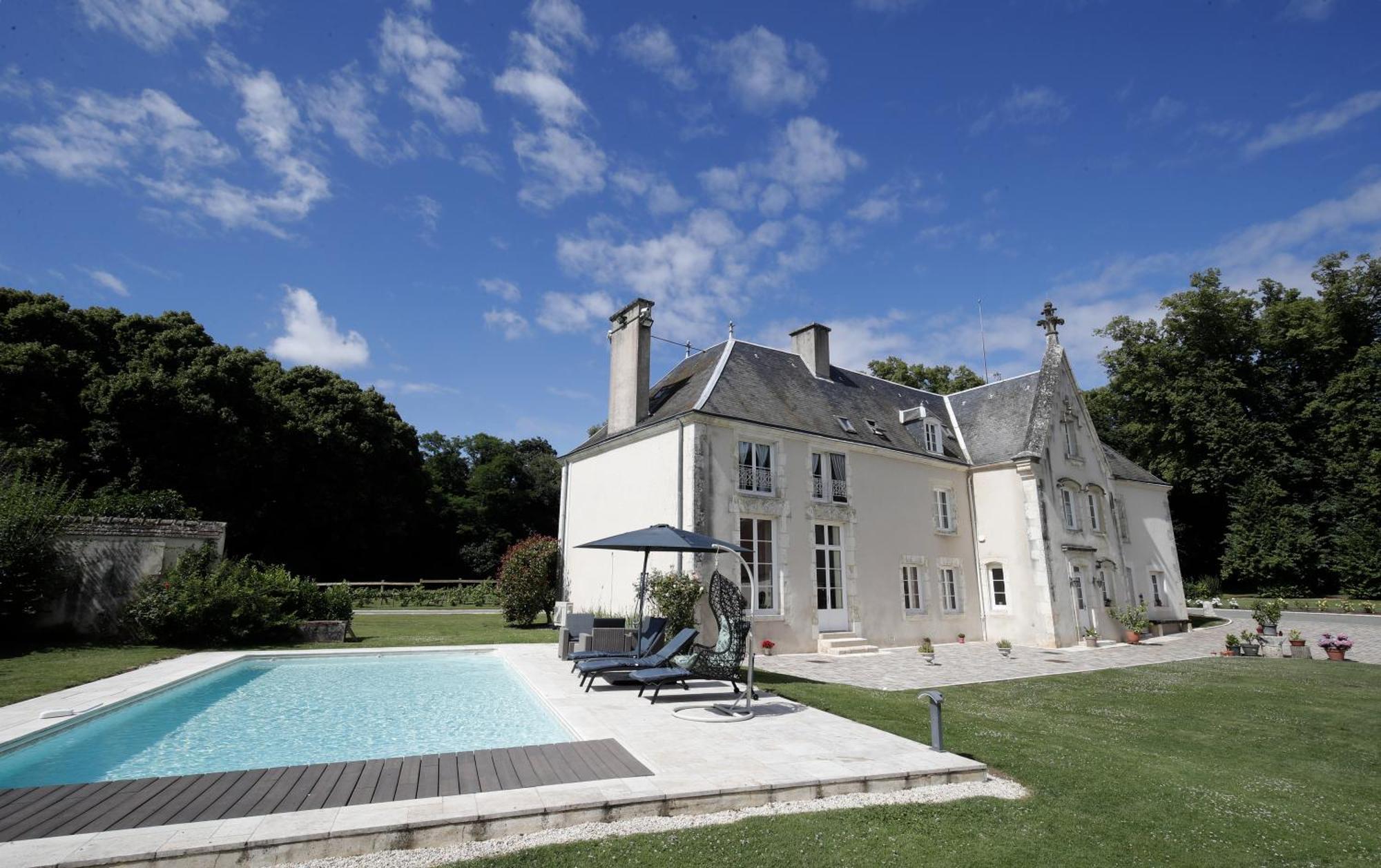 Chambres D'Hotes Chez Sylvie Donnemain-Saint-Mames Luaran gambar