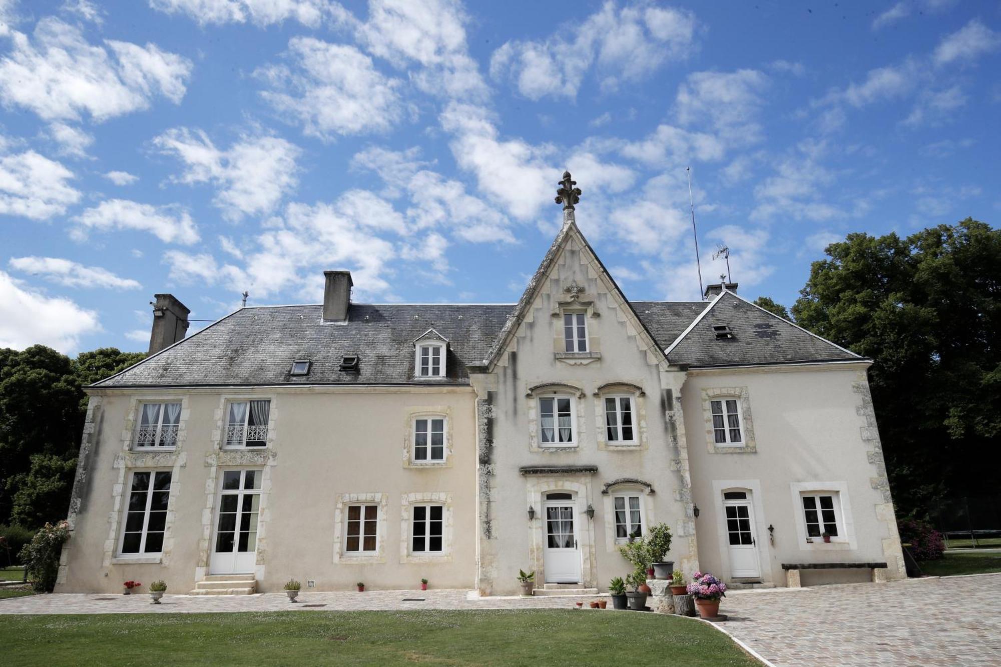 Chambres D'Hotes Chez Sylvie Donnemain-Saint-Mames Luaran gambar